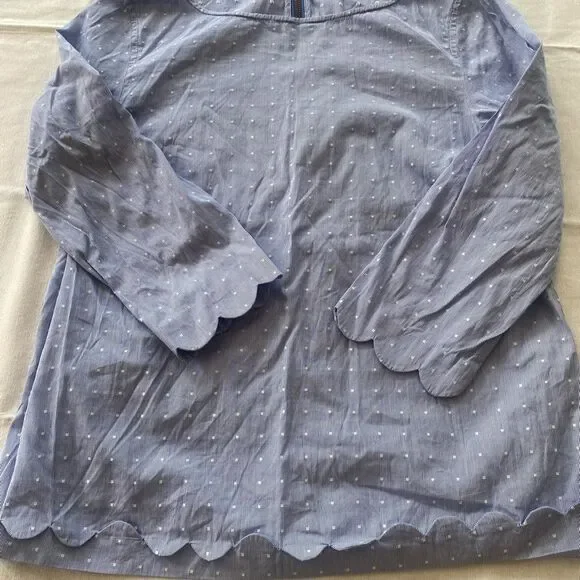 Vineyard vines. Size 4. Blouse. So cute! - Picture 10 of 12